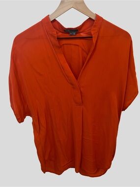 Vince 100% Silk Short Sleeve Blouse Orange Hidden Placket Size Small